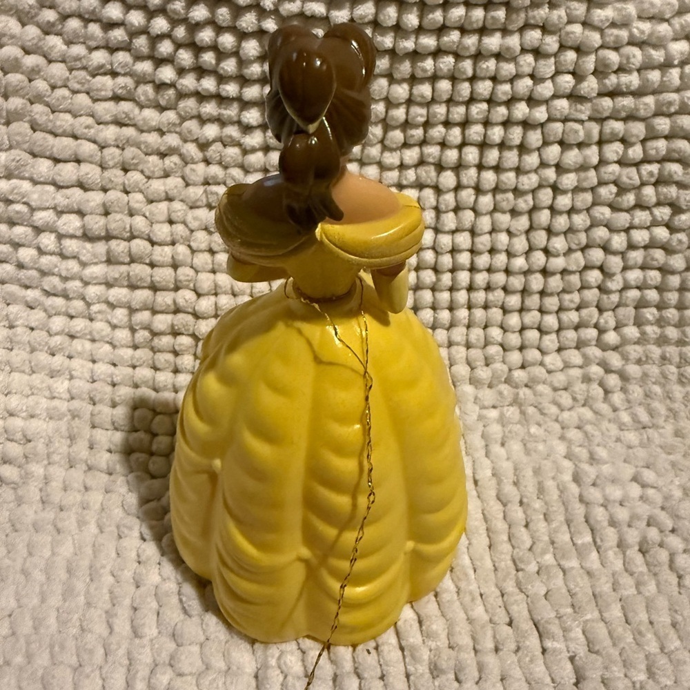 Disney Moana and Belle Figurines - Disney on Ice - Picture 6 of 7